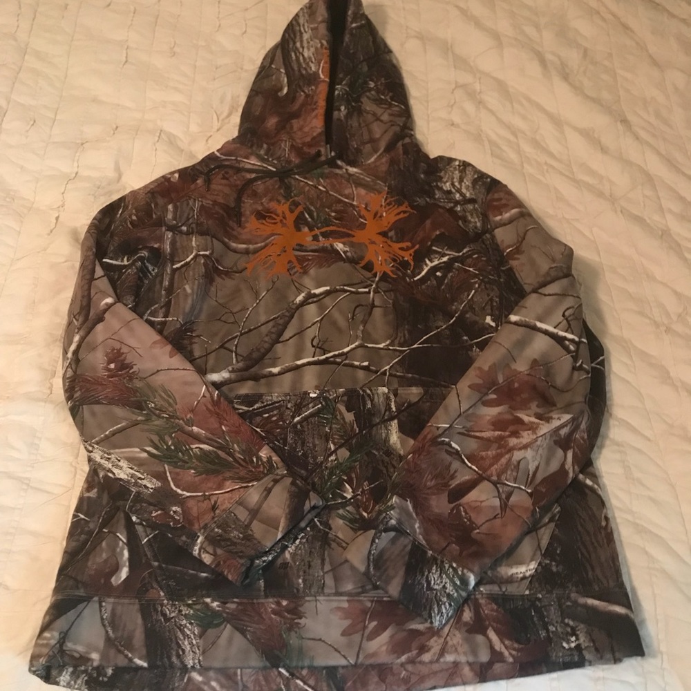 Under Armor Camo Sweatshirt Orange Logo hoodie